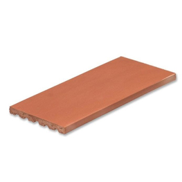 La atoba cerámica es un material que se fabrica de manera parecida a los ladrillos, pero la diferencia es que este producto no tiene huecos y está pensada para colocarse en el suelo para el alicatado de patios y terrazas. 